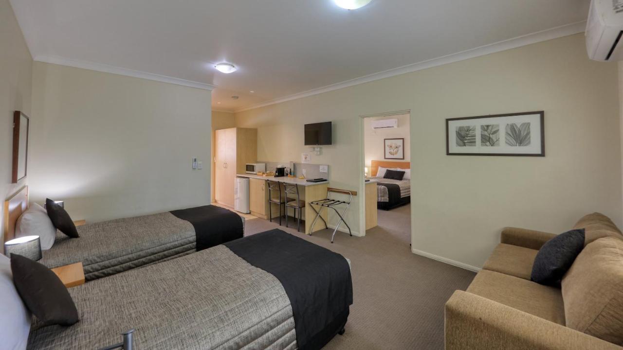 Country Roads Motor Inn Goondiwindi Exteriör bild
