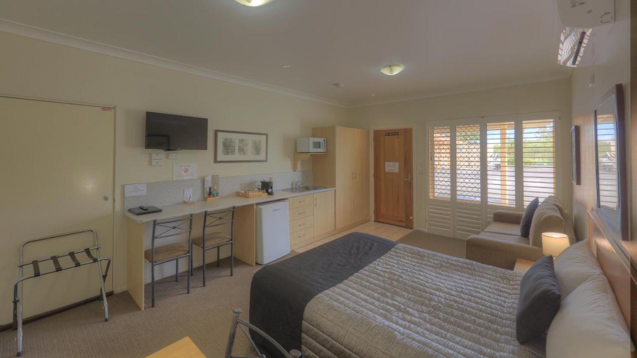 Country Roads Motor Inn Goondiwindi Exteriör bild
