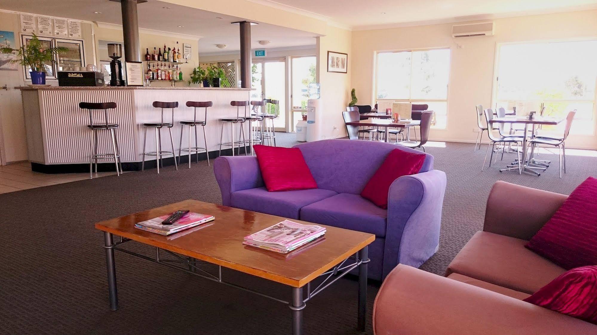 Country Roads Motor Inn Goondiwindi Exteriör bild