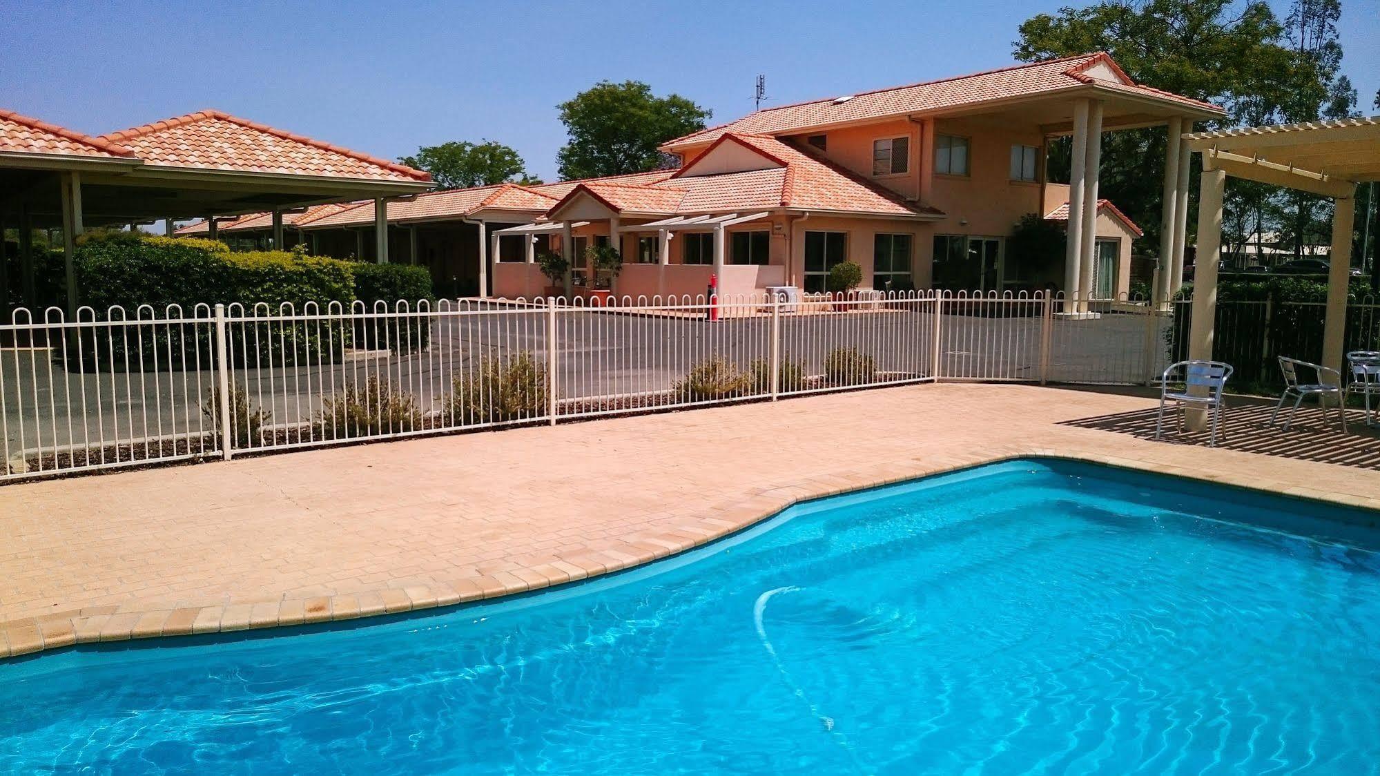 Country Roads Motor Inn Goondiwindi Exteriör bild