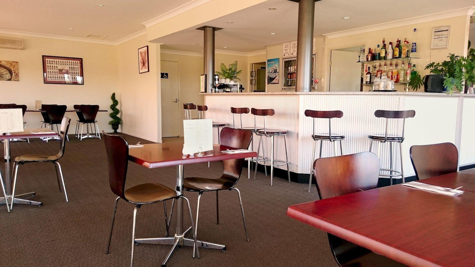 Country Roads Motor Inn Goondiwindi Exteriör bild